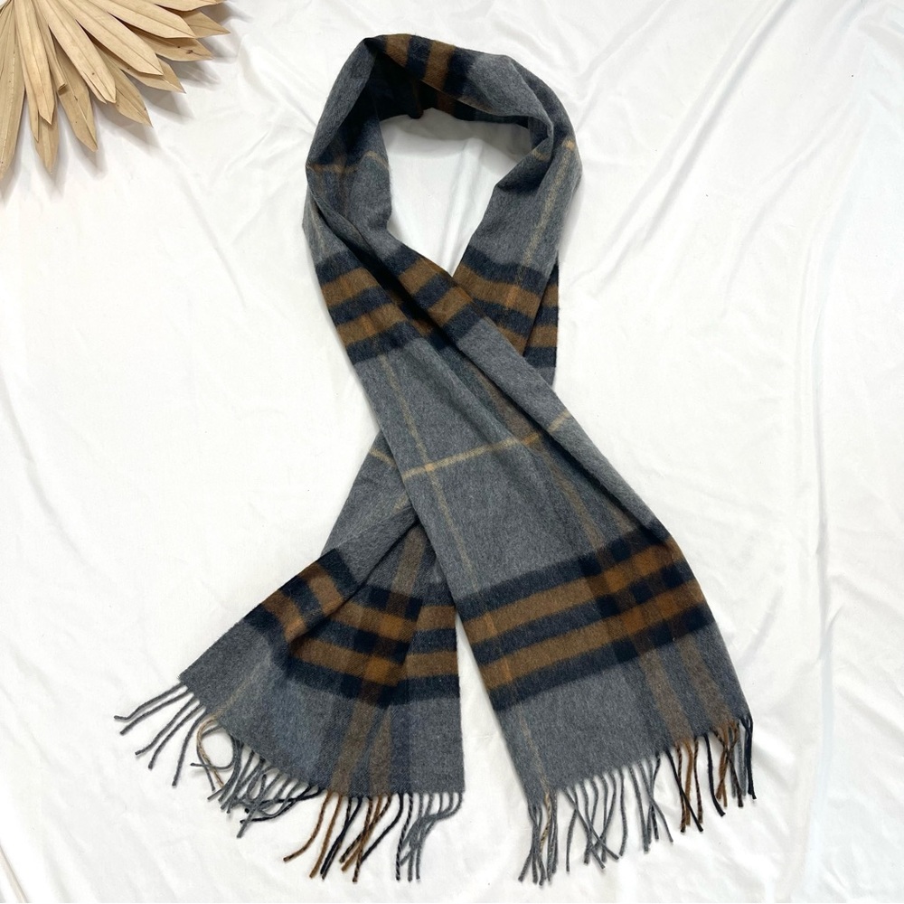 Burberry 100% Cashmere Grey Blue Plaid Nova Check Scotland Stripe Fringe Scarf - Picture 2 of 7